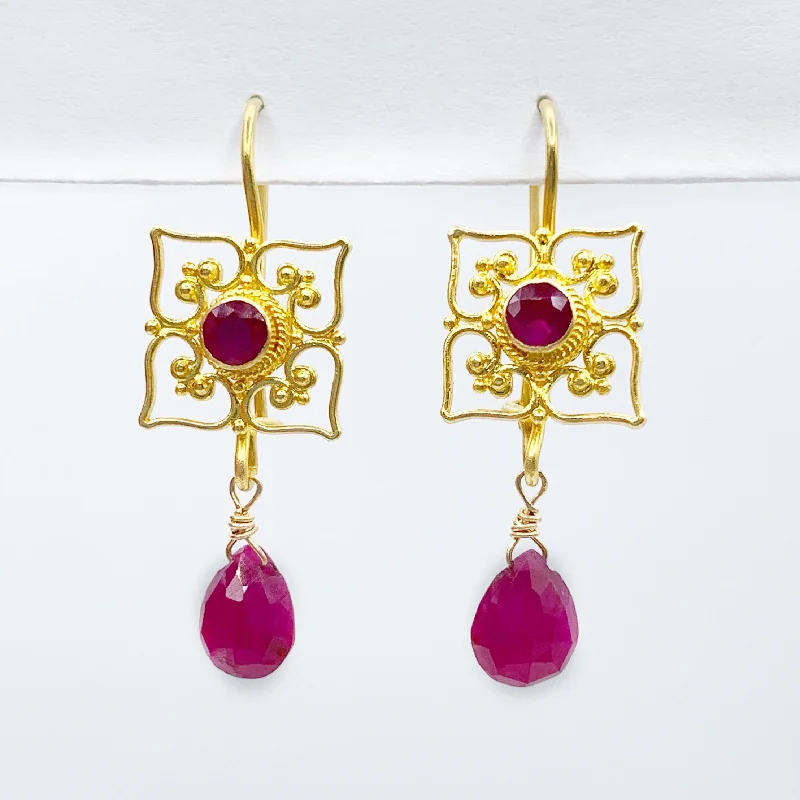 stud earrings for women -Bright Gold Ruby Center Flowers