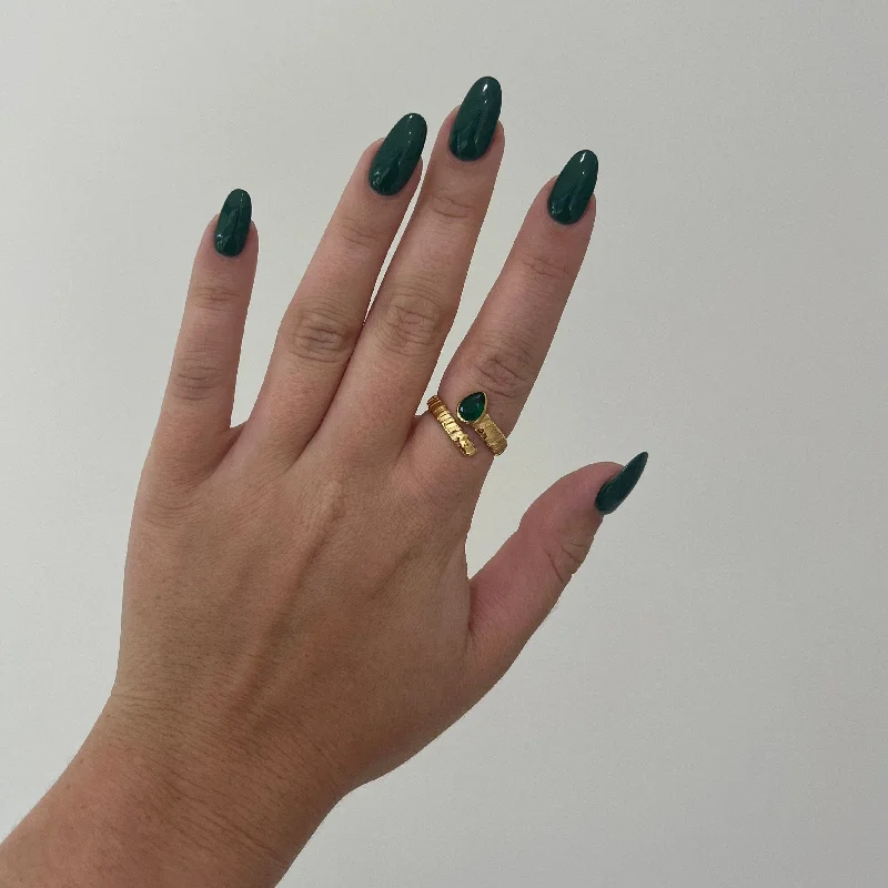 vintage wedding rings for women -Delaney Emerald Ring