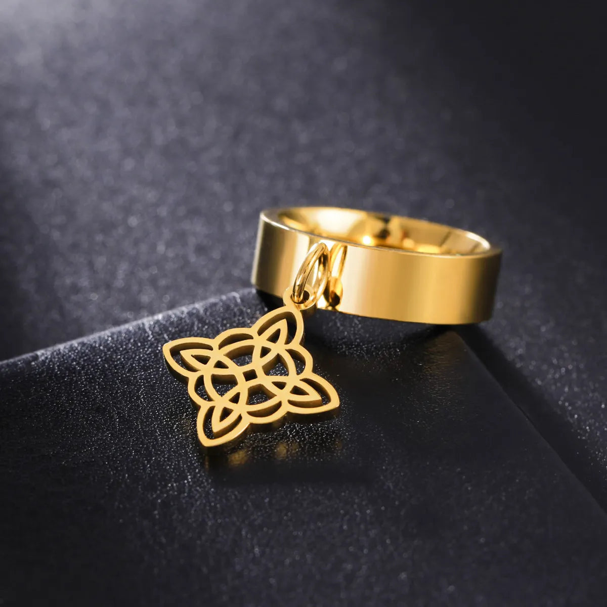 sterling silver rings for women -Wholesale Simple Style Witch Knot Solid Color Titanium Steel Plating Rings