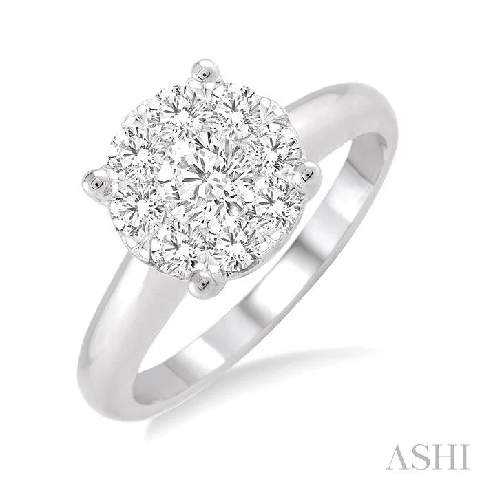 yellow gold engagement rings for women -ROUND SHAPE LOVEBRIGHT ESSENTIAL DIAMOND RING