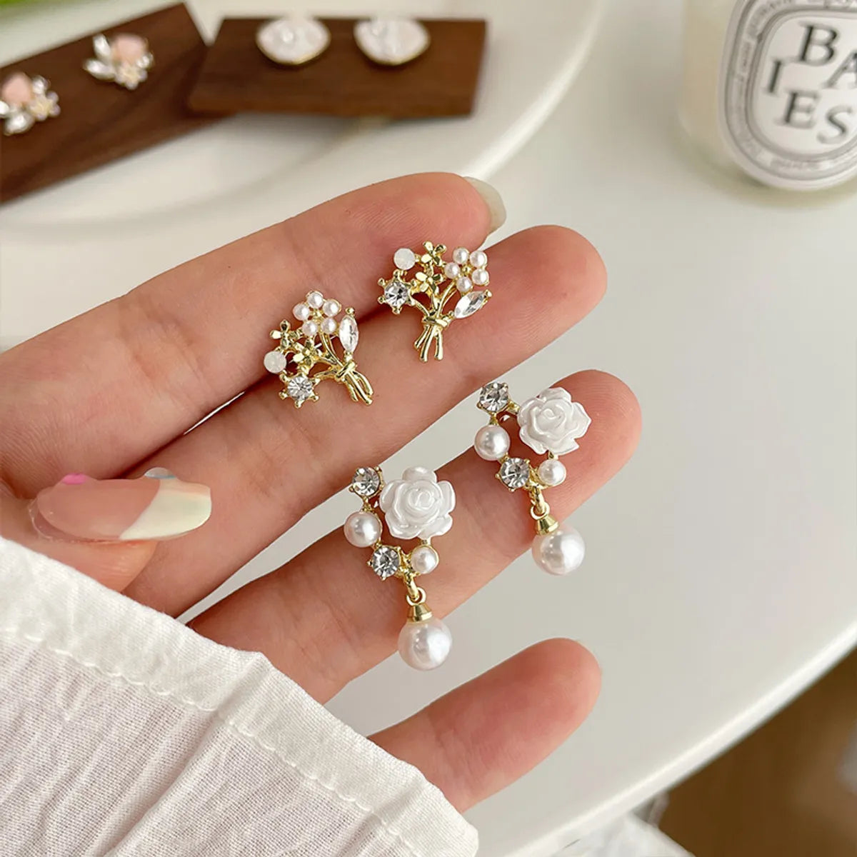 ethical engagement rings for women -1 Pair Sweet Flower Plating Inlay Alloy Artificial Pearls Artificial Diamond Ear Studs