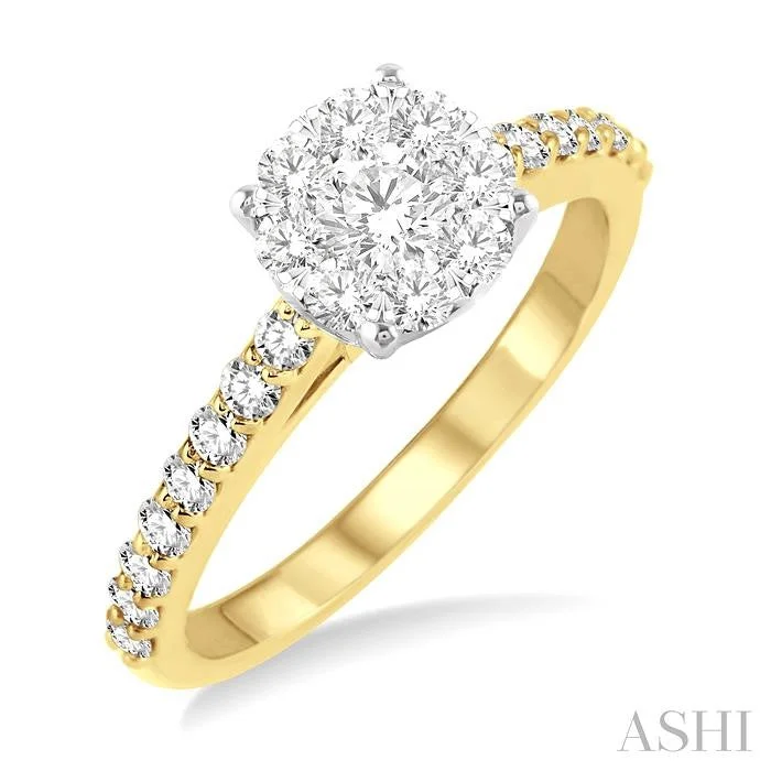 luxury custom engagement rings for women -ROUND SHAPE LOVEBRIGHT ESSENTIAL DIAMOND ENGAGEMENT RING