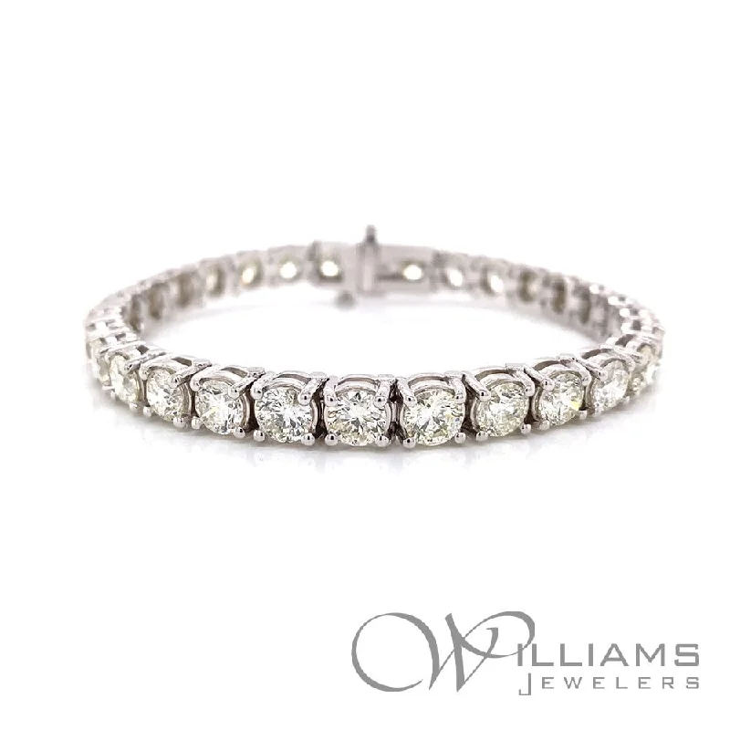 trendy bangles for women -Williams Signature 14 Karat Diamond Bracelet