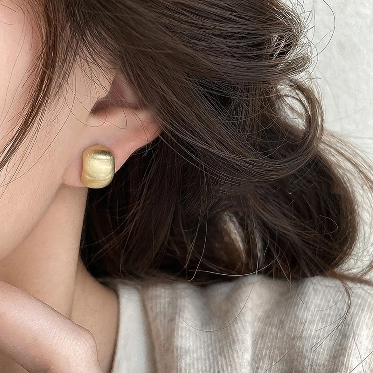 1471 Golden Ear Clip