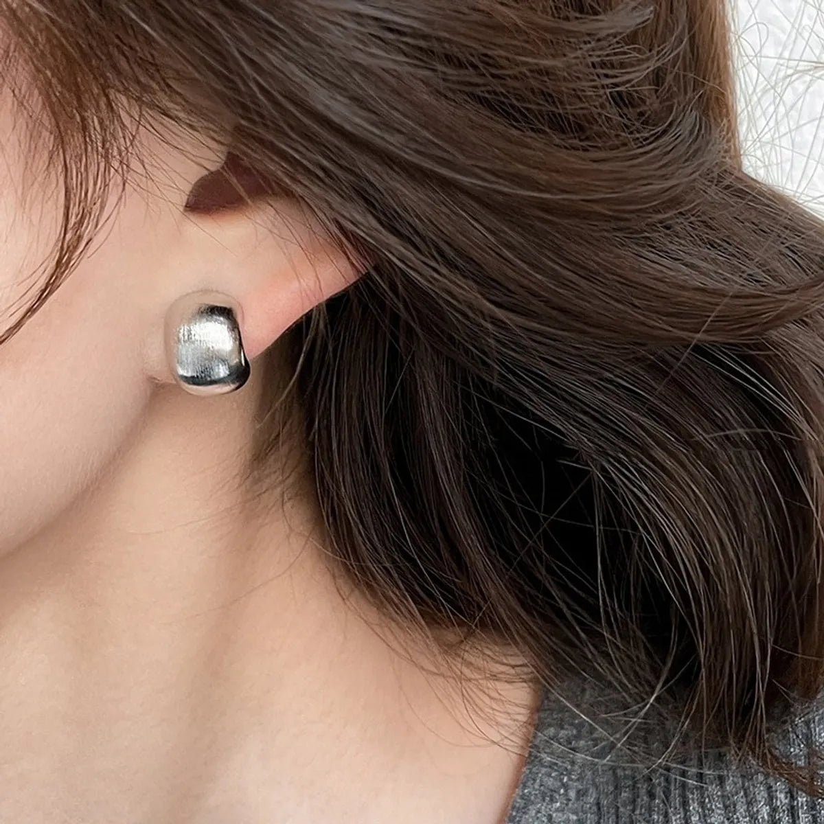 1471 Silver Ear Clip