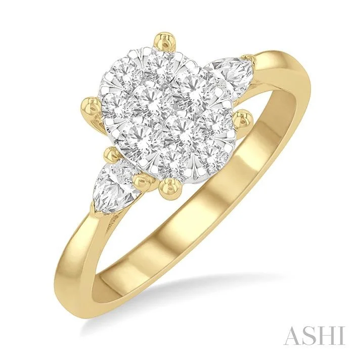 18k gold engagement rings for women -OVAL SHAPE LOVEBRIGHT DIAMOND ENGAGEMENT RING